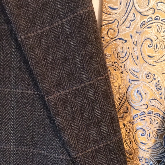 Jos A bank Signature Collection Coat - Picture 10 of 17